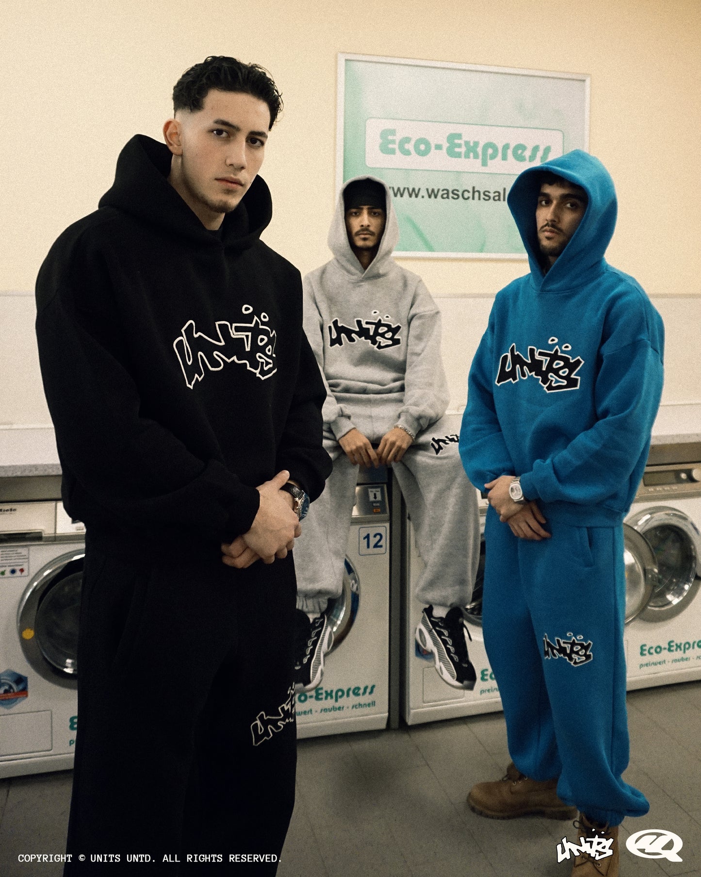 UNITS HOODIE BLUE