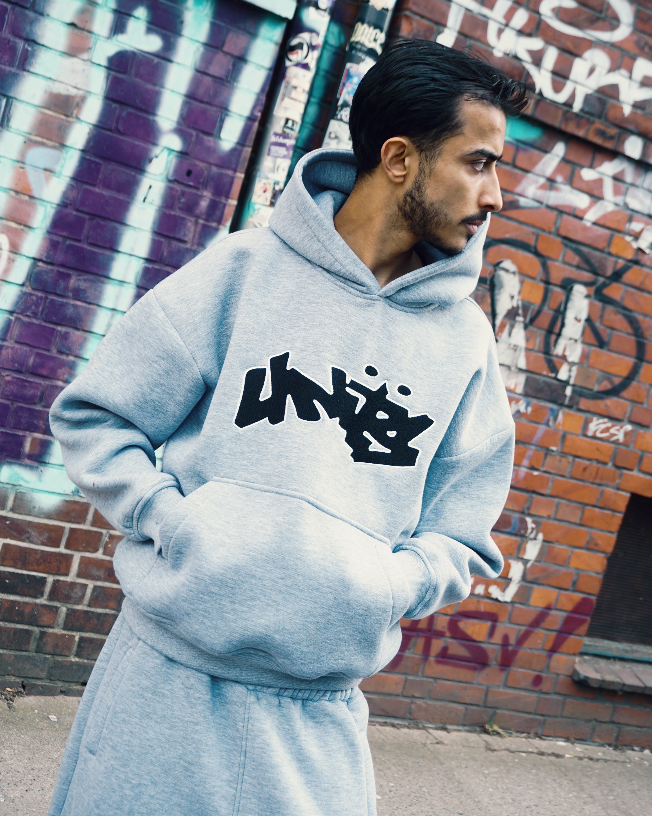 UNITS HOODIE GREY