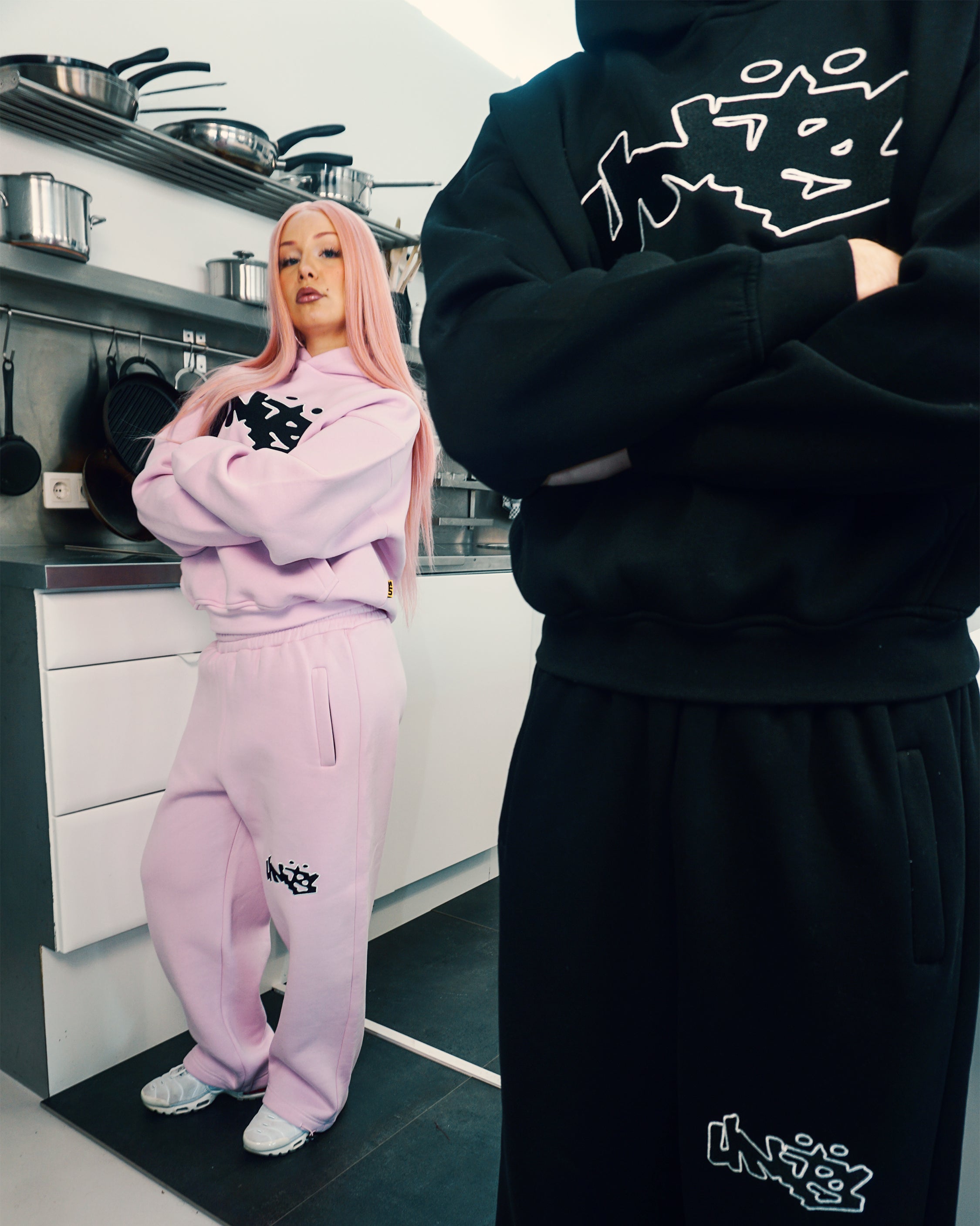 UNITS HOODIE BABY PINK